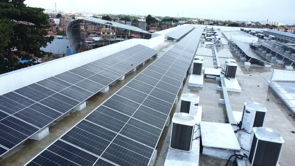 Solar panel im dach bilde